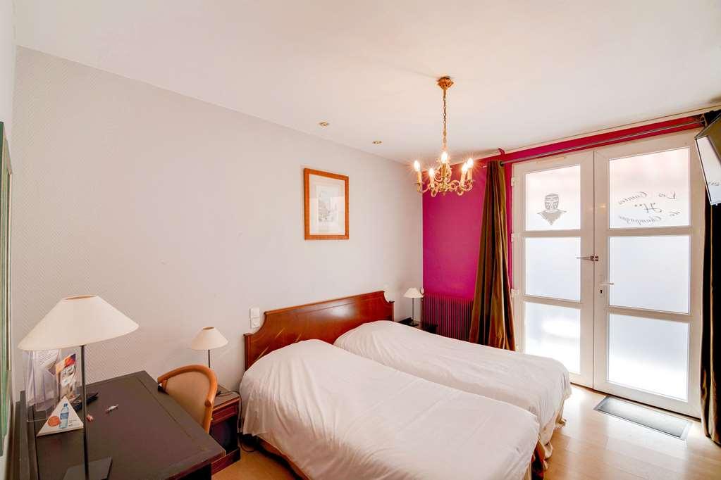 Brit Hotel Comtes De Champagne - Troyes Centre Historique Номер фото