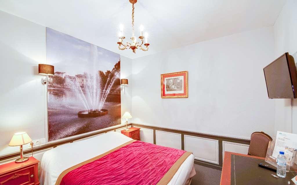 Brit Hotel Comtes De Champagne - Troyes Centre Historique Номер фото