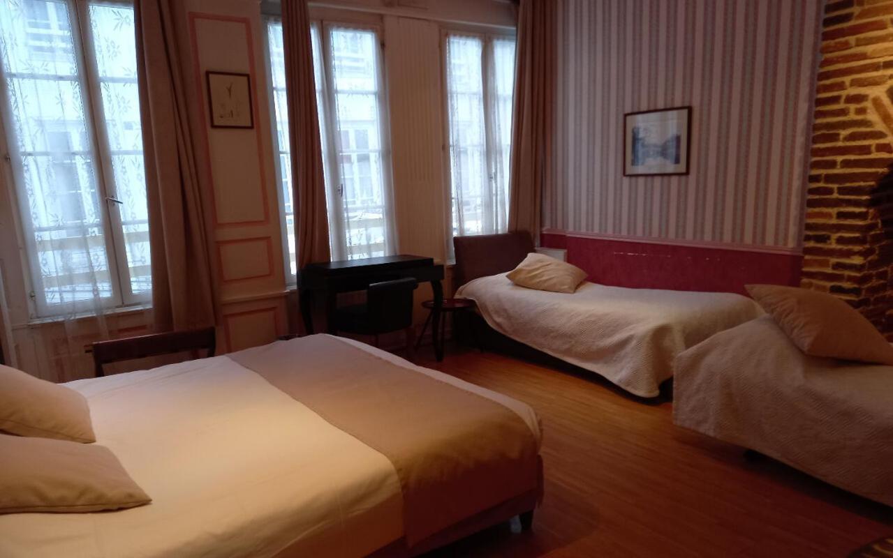 Brit Hotel Comtes De Champagne - Troyes Centre Historique Экстерьер фото